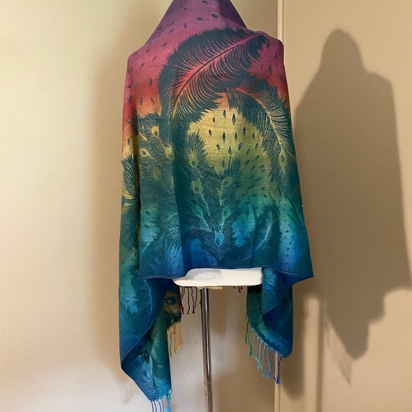 Colorful Pashmina Peacock Feather Print Scarf With Tassels - Picture 3 of 4